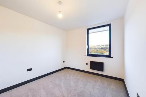 1 bedroom apartment to rent, 8 Five Rise Apartments, Ferncliffe Road, Bingley