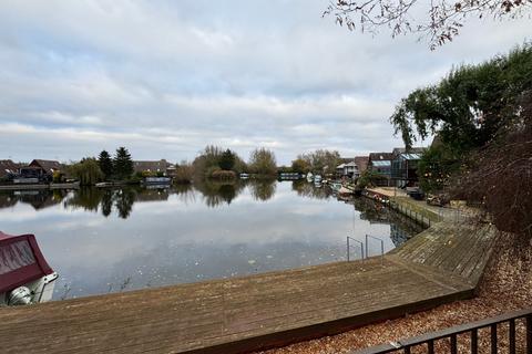 2 bedroom lodge to rent, 100 Lakeside, Isleham Marina, Fen Bank, Isleham, Cambs, CB7 5ZD