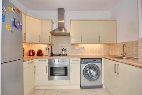 1 bedroom flat for sale, Enys Road, Eastbourne