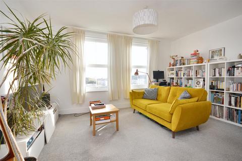 1 bedroom flat for sale, Enys Road, Eastbourne