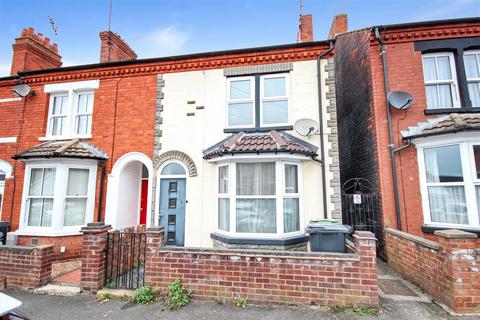 2 bedroom terraced house to rent, Denmark Road, Rushden NN10