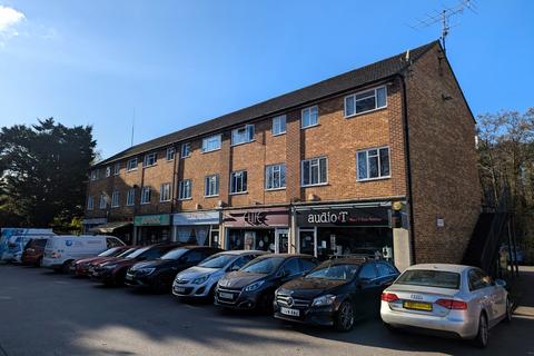 3 bedroom flat to rent, Chandler's Ford   Hursley Road   UNFURNISHED