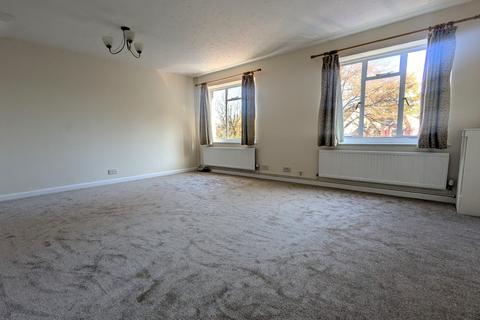 3 bedroom flat to rent, Chandler's Ford   Hursley Road   UNFURNISHED