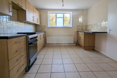 3 bedroom flat to rent, Chandler's Ford   Hursley Road   UNFURNISHED