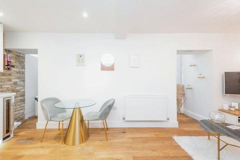 1 bedroom apartment for sale, Upper Richmond Road, London SW15