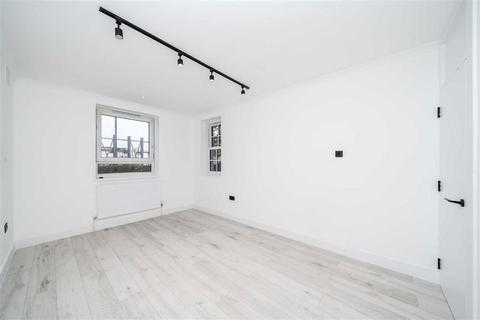 3 bedroom flat for sale, Hendre Road, London SE1