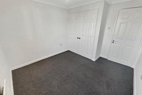 2 bedroom apartment to rent, Ramsey Road, Halstead