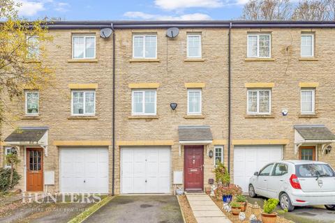 3 bedroom townhouse for sale, Gale Close, Littleborough, OL15 9EJ