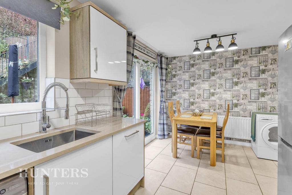 Dining kitchen