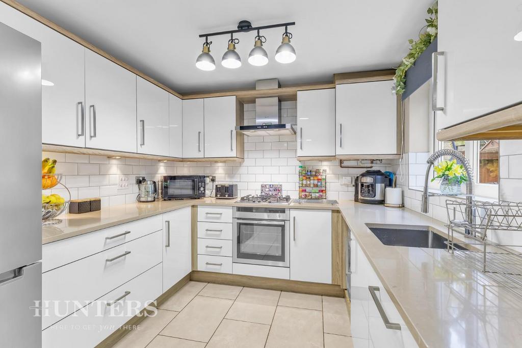 Dining kitchen