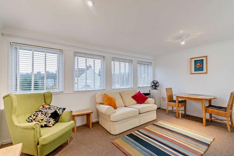 1 bedroom flat for sale, Biddulph Road, South Croydon, CR2