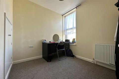 2 bedroom flat for sale, Honestone Street, Bideford, EX39