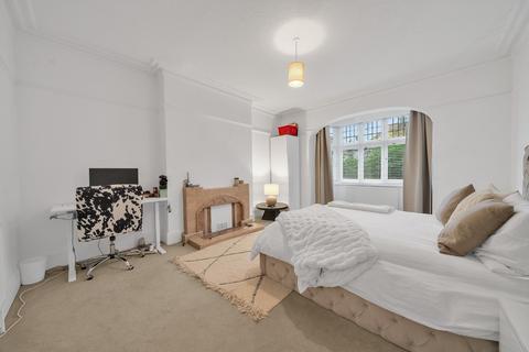 2 bedroom flat to rent, 54 Becmead Avenue, Greater London SW16