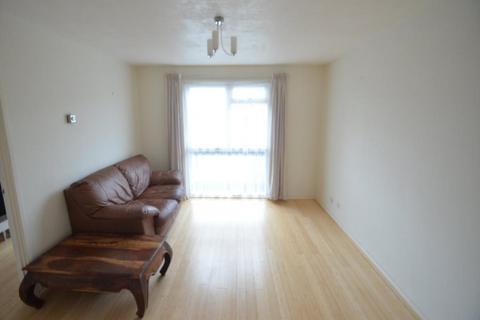 1 bedroom flat to rent, Cotelands, Croydon CR0