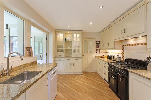 4 bedroom detached house for sale, 5, Soyland Town Road, Soyland, Ripponden, HX6 4NB