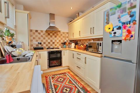 2 bedroom terraced house for sale, Wentbridge Path, Borehamwood