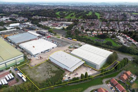 Industrial unit to rent, Unit 5 Lymedale Cross, Newcastle under Lyme, ST5 9BT