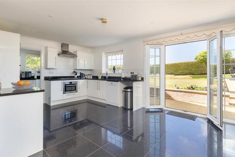 5 bedroom detached house for sale, Fishbourne Lane, Ryde