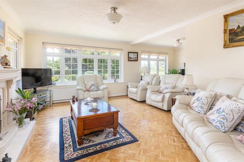 5 bedroom detached house for sale, Fishbourne Lane, Ryde