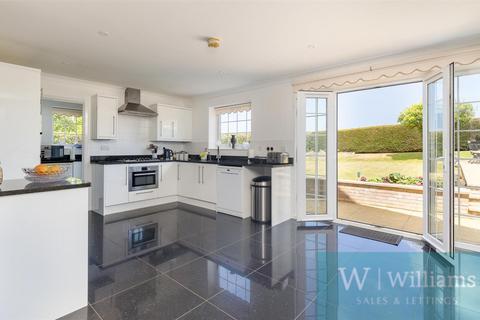 5 bedroom detached house for sale, Fishbourne Lane, Ryde