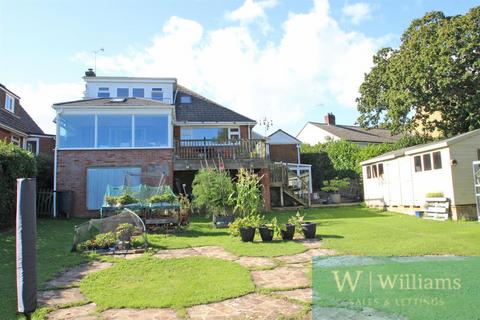 3 bedroom detached house for sale, Station Road, Wootton Bridge, Ryde