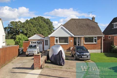 3 bedroom detached house for sale, Station Road, Wootton Bridge, Ryde