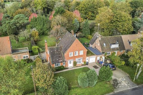 3 bedroom detached house for sale, Attimore Road, Welwyn Garden City, Hertfordshire, AL8