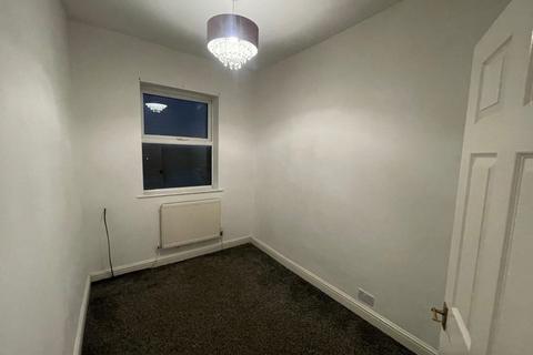 3 bedroom terraced house to rent, Wigan Road, Leigh