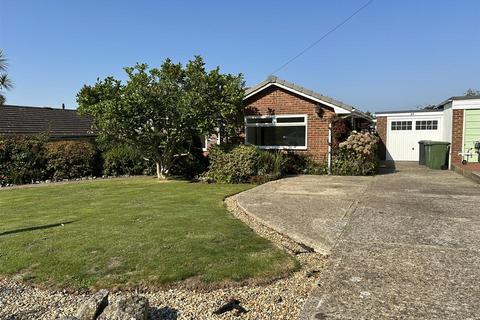 3 bedroom detached bungalow for sale, Caws Avenue, Seaview