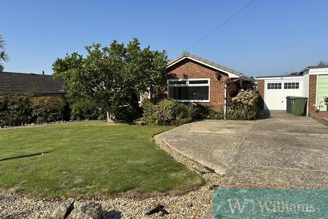 3 bedroom detached bungalow for sale, Caws Avenue, Seaview