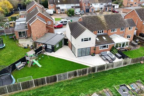 4 bedroom semi-detached house for sale, Hulbert End, Aylesbury, Buckinghamshire