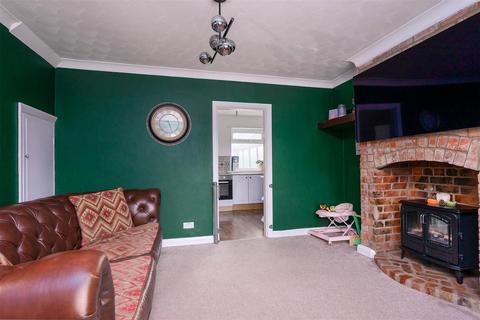 2 bedroom terraced house for sale, West Villas, Burstwick