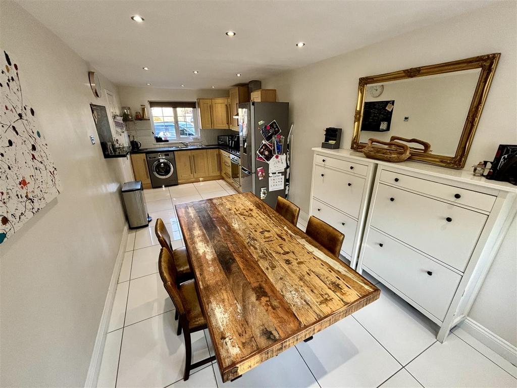 Open Plan Kitchen and Dining Room