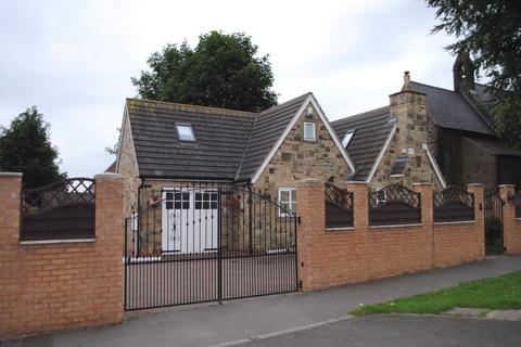 3 bedroom detached house to rent, Newcastle upon Tyne, Hexham Road, Throckley, NE15