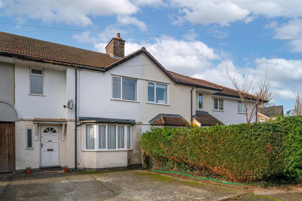 3 Lyndhurst Road externals-9 sky.jpg