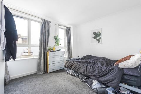 2 bedroom apartment to rent, Westmoreland Road Walworth SE17