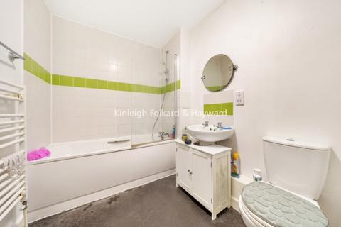 2 bedroom apartment to rent, Westmoreland Road Walworth SE17