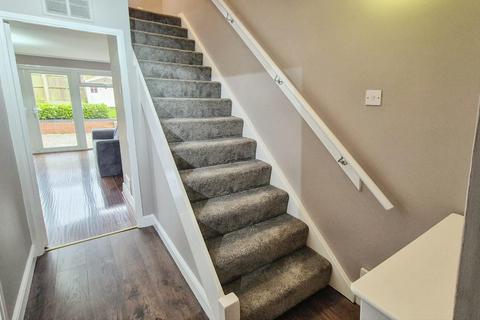 3 bedroom semi-detached house for sale, Redwood Drive, Burntwood