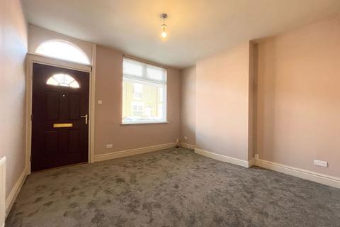 2 bedroom terraced house to rent, Osborne Road, Stockport SK2