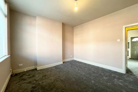 2 bedroom terraced house to rent, Osborne Road, Stockport SK2