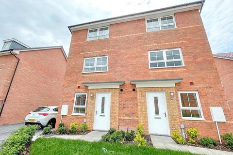 4 bedroom semi-detached house to rent, Fieldfare Way, Coventry CV4