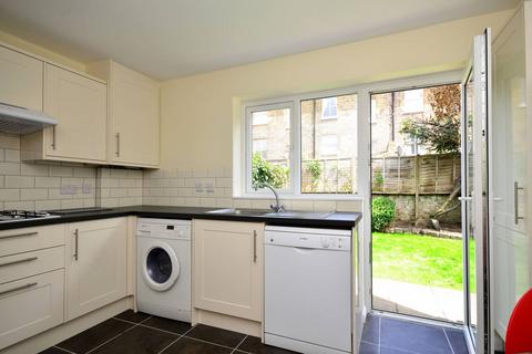 2 bedroom house to rent, Caroline Place, Battersea, London, SW11