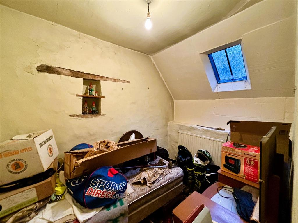 Bedroom 3.jpeg