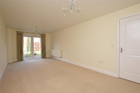 5 bedroom detached house to rent, Trafalgar Road, Gloucestershire GL20