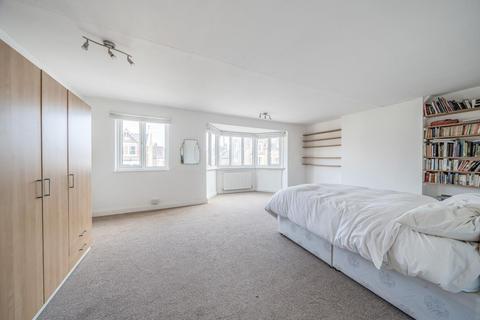 3 bedroom flat for sale, Church Lane, Crouch End