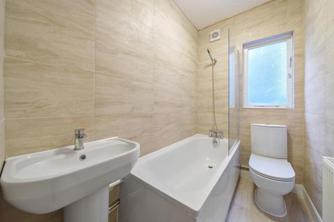 2 bedroom flat for sale, Brownhill Road, Catford