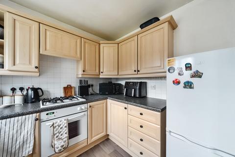 3 bedroom terraced house for sale, Clonmel Close, Caversham, Reading