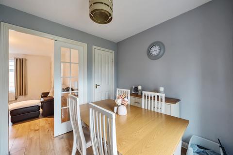 62 Clonmel Close, Caversham, Reading, RG4 5BF