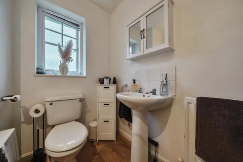 62 Clonmel Close, Caversham, Reading, RG4 5BF