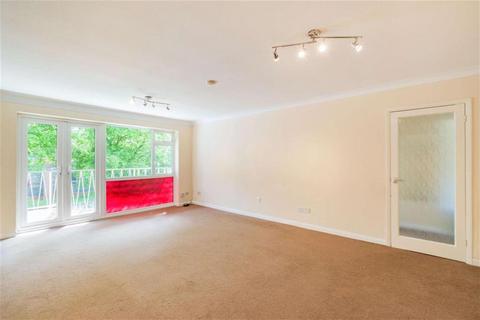 2 bedroom flat to rent, Linden Lee, Westfield Park , Hatch End, Pinner, Middlesex, HA5 4JH